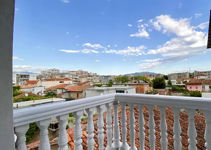 Northgate Apart-villa Шкодер